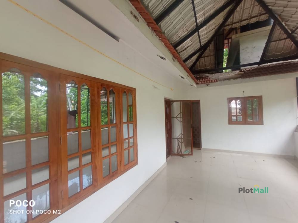 House / Villa for Sale in Kerala, Kozhencherry