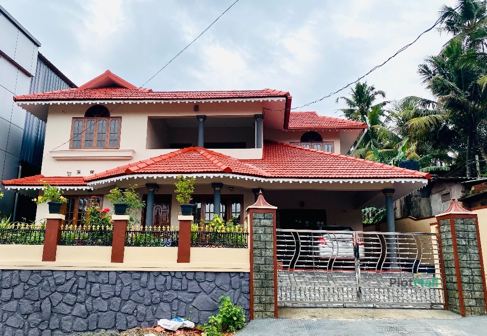 House / Villa for Sale in Changanacherry Near Thengana, (Kottayam